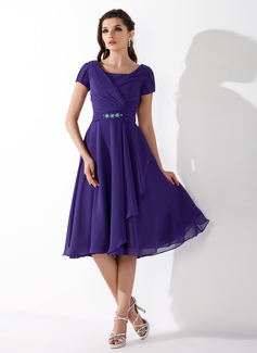 A-formet/Prinsesse Firkantet hals Midt på leggen Chiffon Ballkjole med Frynse Beading (022010473)
